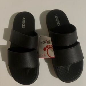 Huggoes Womens Slides Sandals  Black Slip On Strappy 10 new with box